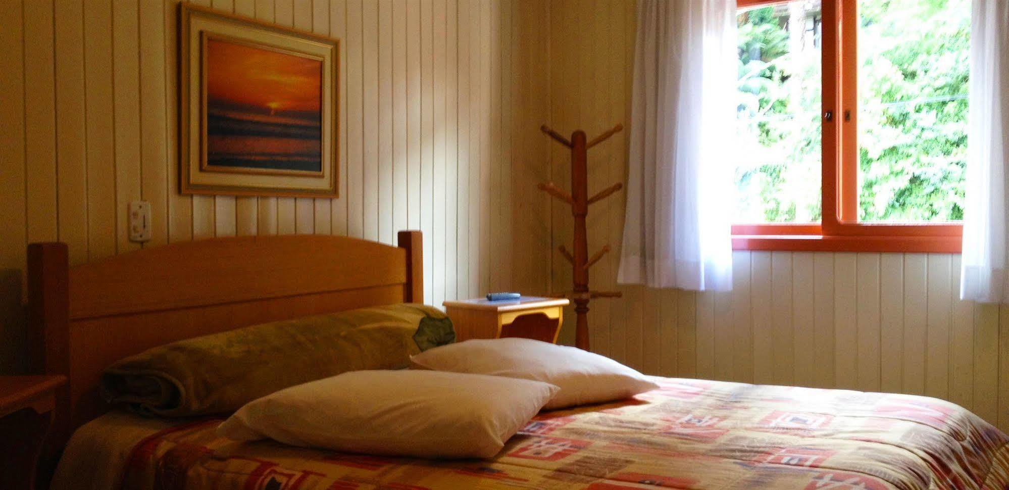 Pousada Jasmim Gramado Ngoại thất bức ảnh